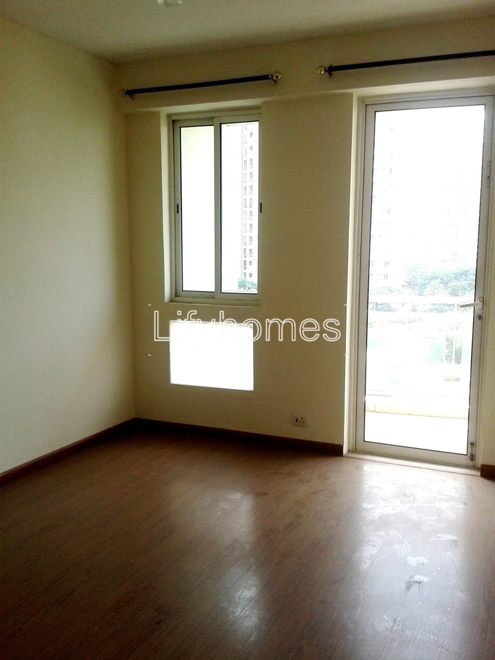 4 BHK Flat/Apartment For Rent in DLF The Icon, Sector 43, Golf Course Road, Gurgaon — photo 2