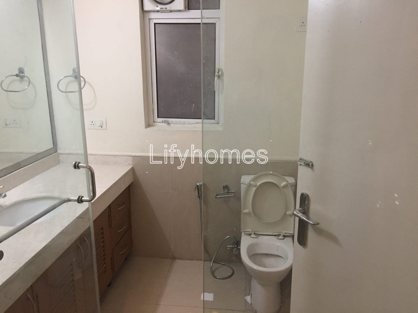 4 BHK Flat/Apartment For Rent in Dlf Pinnacle, Sector 43, Golf Course Road, Gurgaon — photo 2