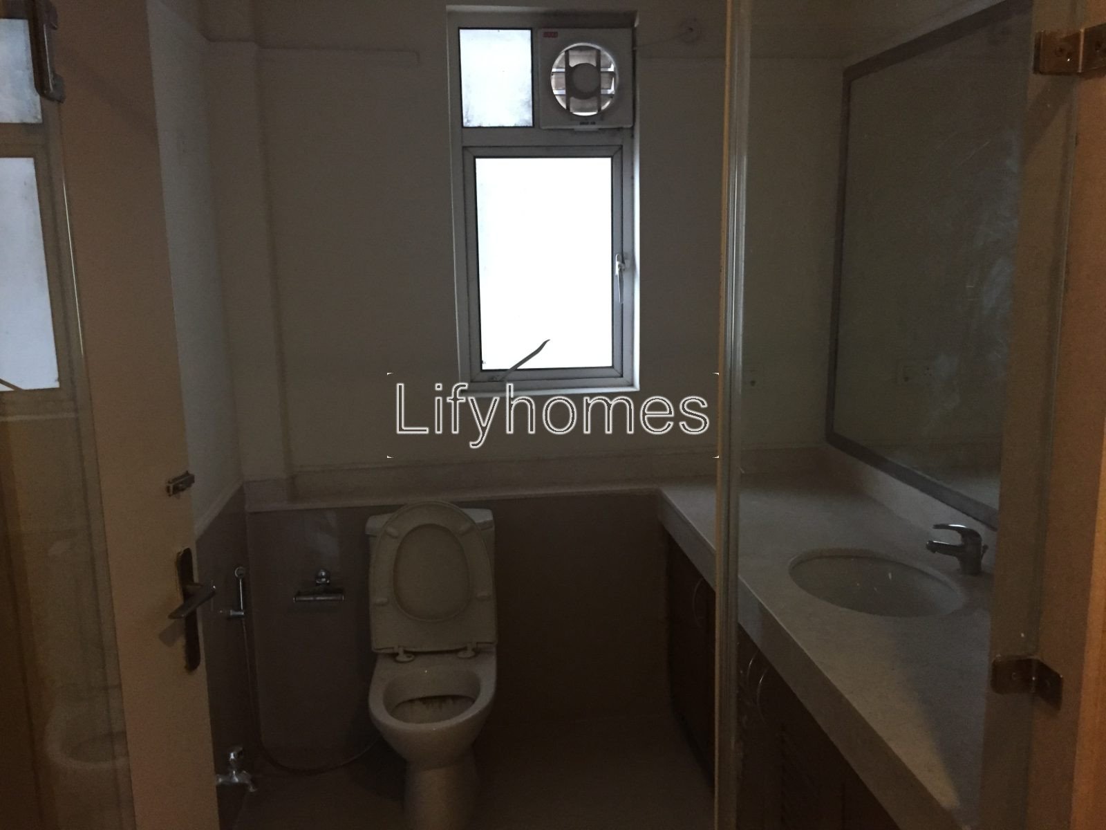 4 BHK Flat/Apartment For Rent in Dlf Pinnacle, Sector 43, Golf Course Road, Gurgaon — photo 3