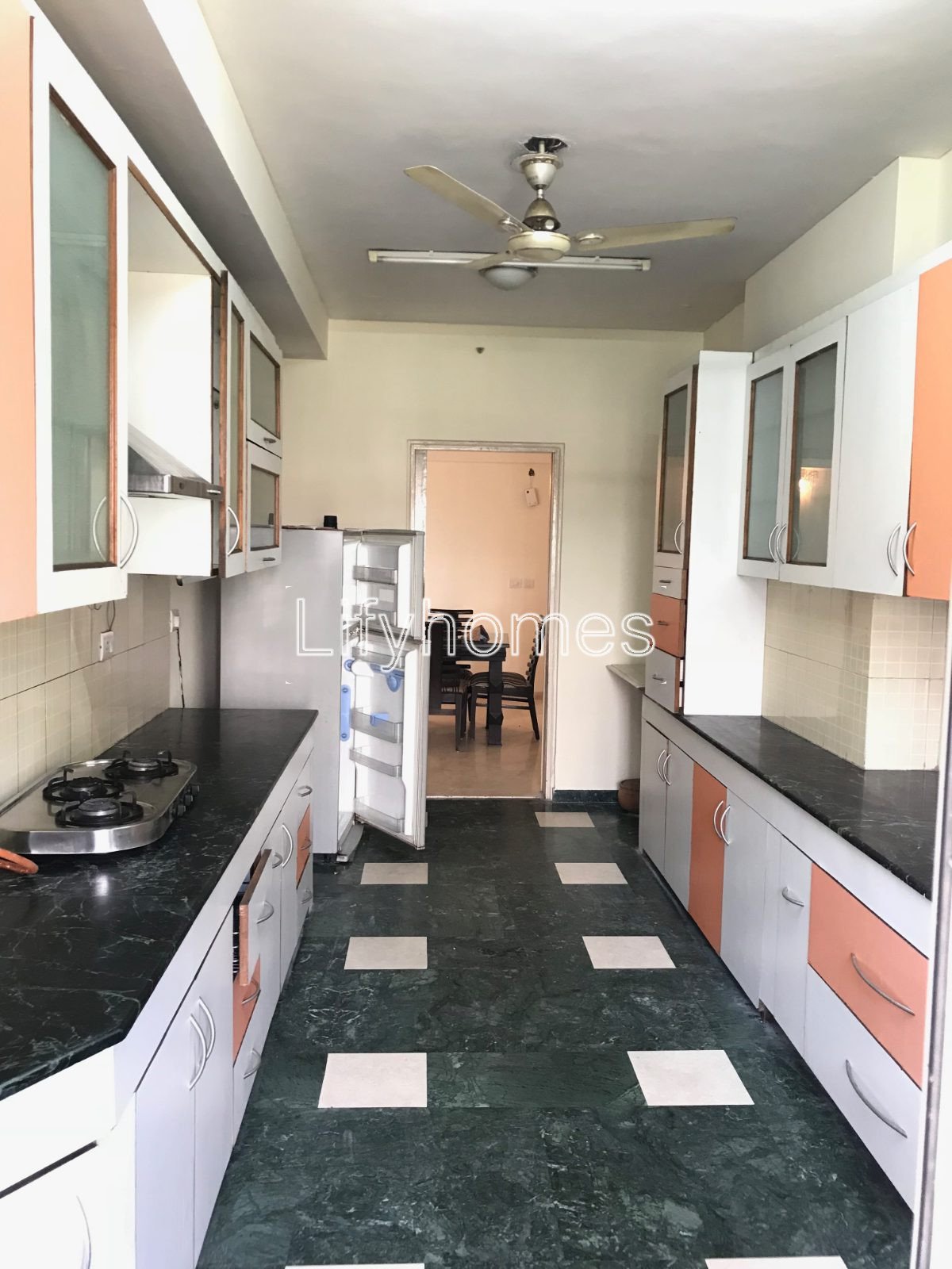 4 BHK Flat/Apartment For Rent in DLF Westend Heights, Sector 53, Golf Course Road, Gurgaon — photo 2
