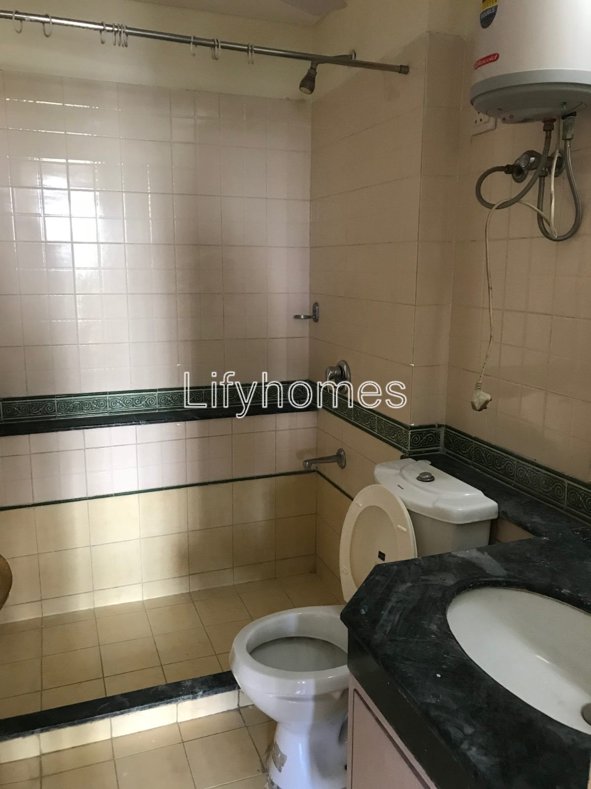 4 BHK Flat/Apartment For Rent in DLF Westend Heights, Sector 53, Golf Course Road, Gurgaon — photo 4