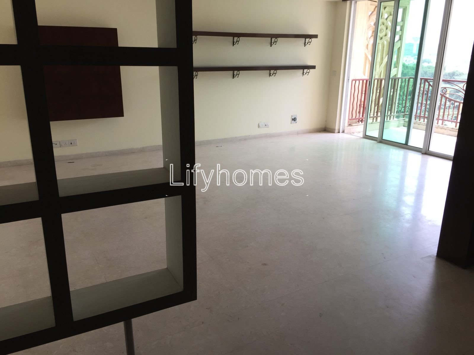 4 BHK Flat/Apartment For Rent in Dlf The Summit, Sector 54, Golf Course Road, Gurgaon — photo 2