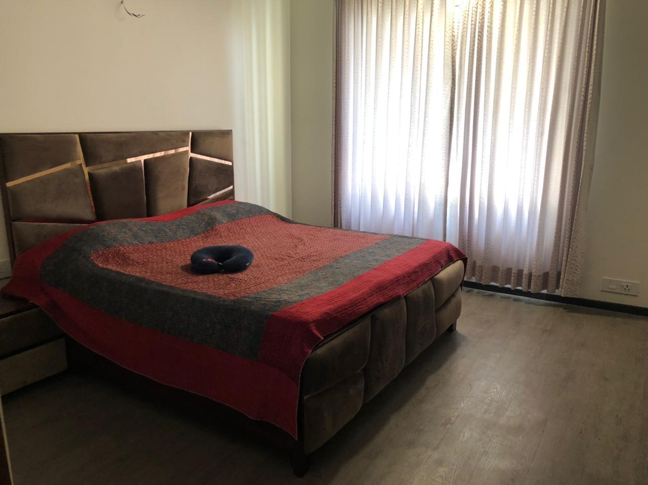 4 BHK Flat/Apartment For Rent in Golf course Road, Gurgaon — photo 4