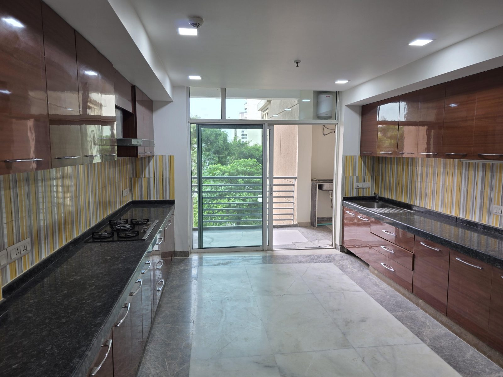 4 BHK Flat/Apartment For Rent in Sector 42, Gurgaon — photo 2