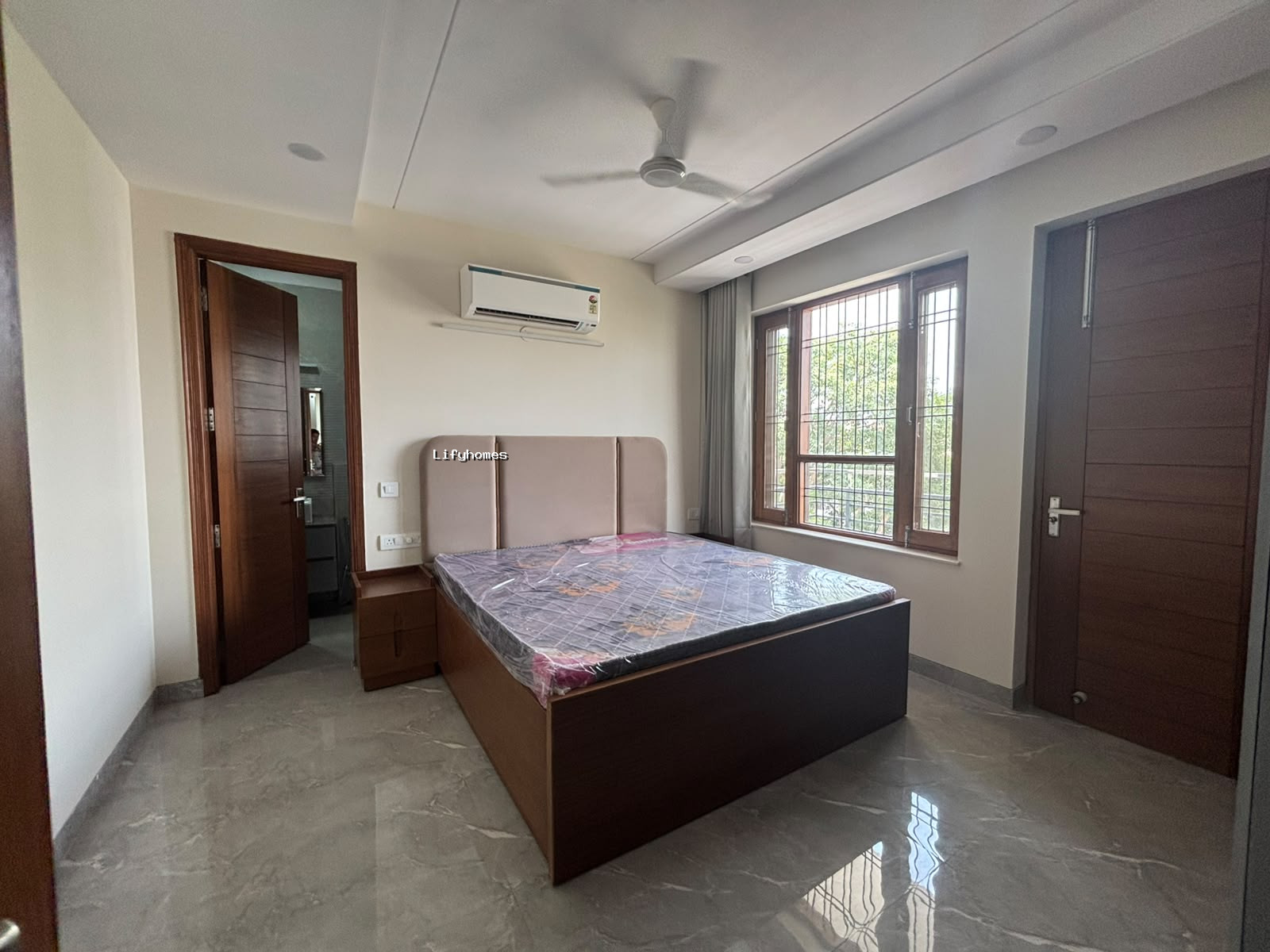 2 BHK Independent/Builder Floor For Rent in Sector 45, Gurgaon