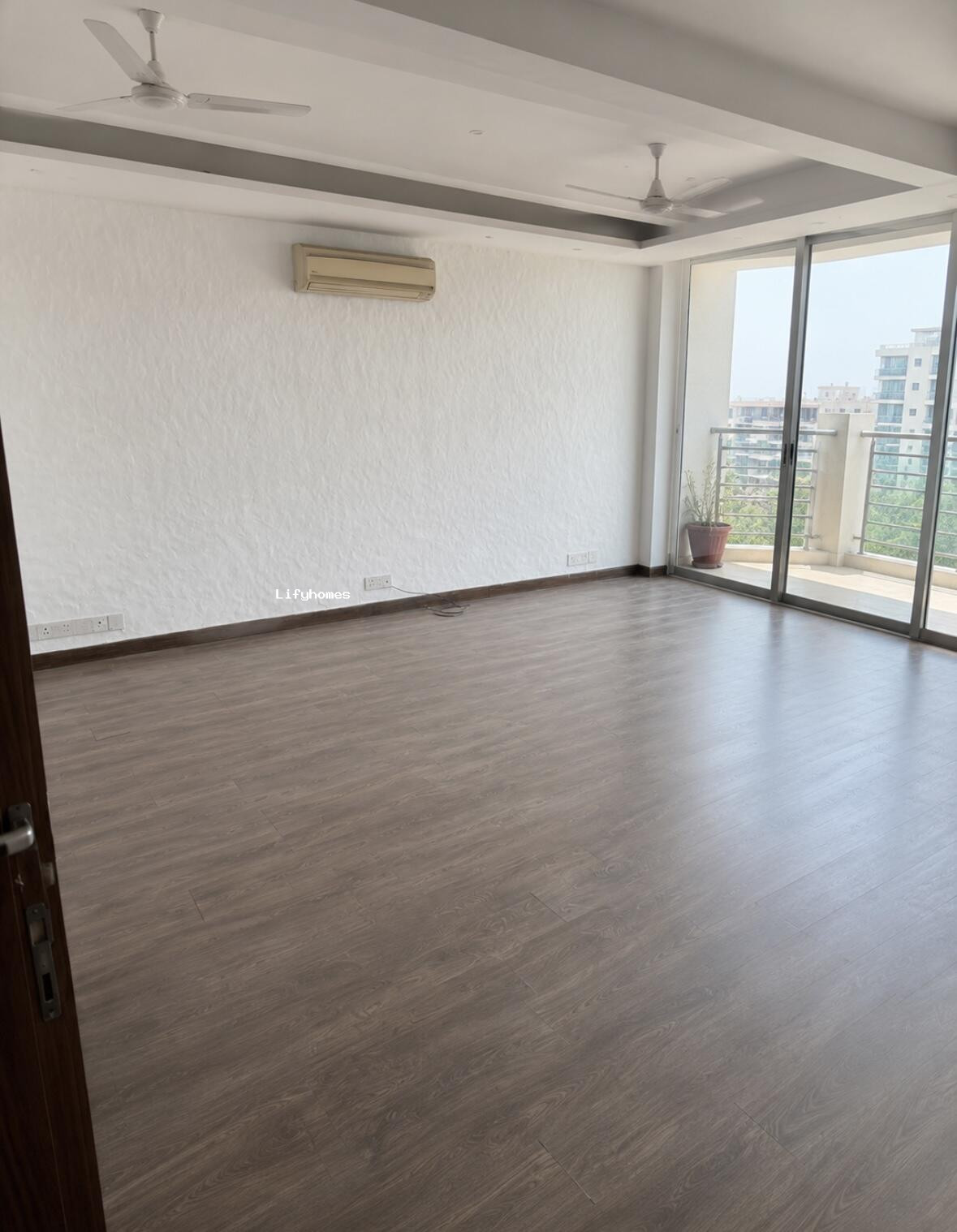 4 BHK Flat/Apartment For Rent in Sector 42, Gurgaon — photo 5
