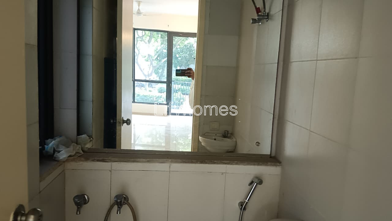 2 BHK Flat/Apartment For Rent in Ireo Skyon, Sector 60, Gurgaon — photo 3