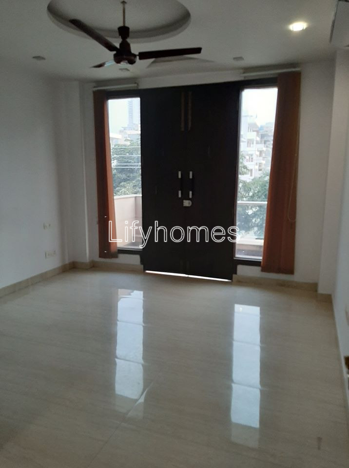 3 BHK Flat/Apartment For Sale in Sector 45, Gurgaon — photo 3