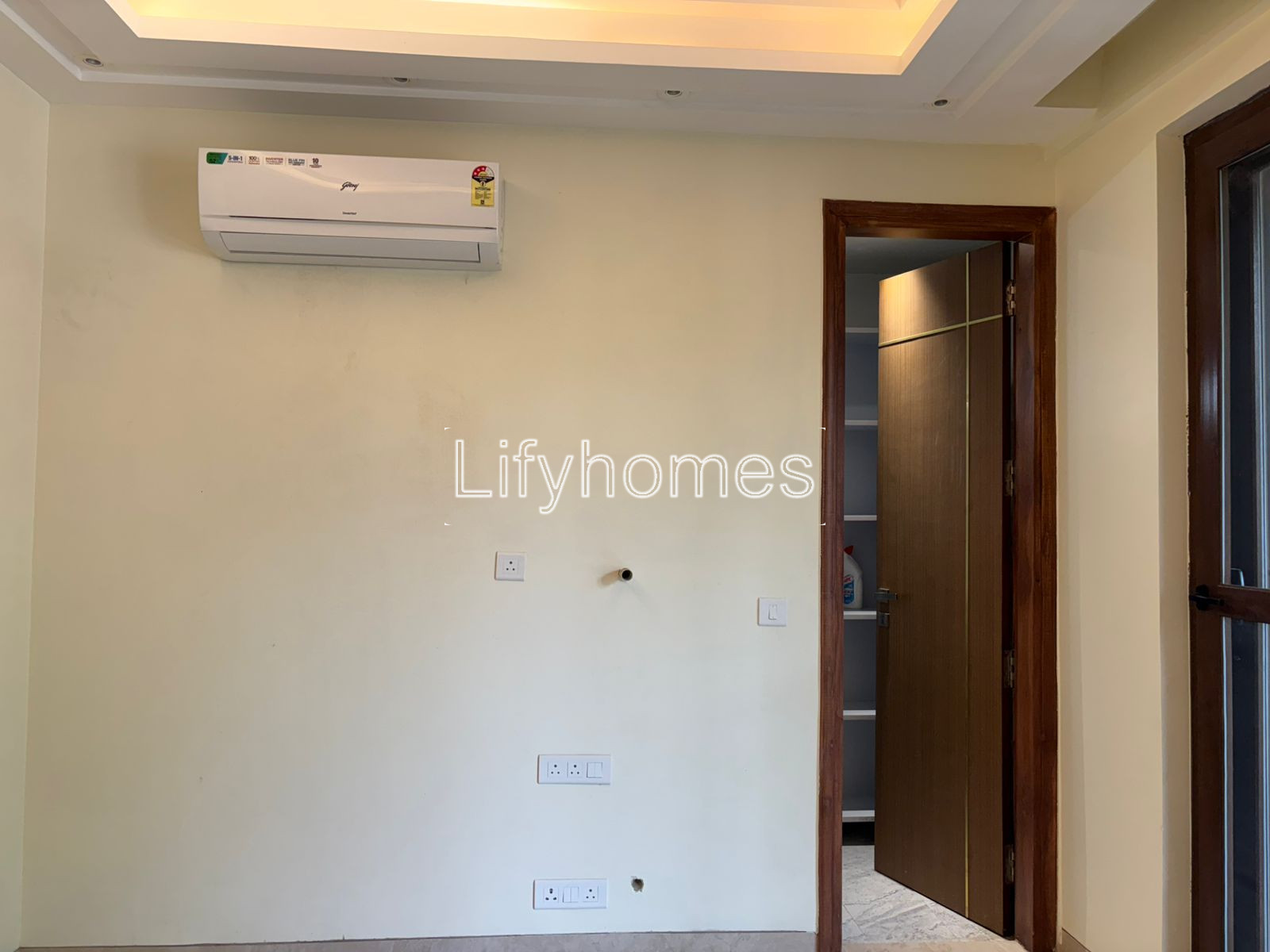 3 BHK Independent/Builder Floor For Rent in Sushant Lok Phase 1, Gurgaon — photo 2