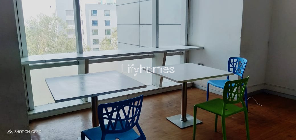 Commercial Office Space For Rent in DLF Galleria Tower, DLF Phase IV, Gurgaon — photo 5