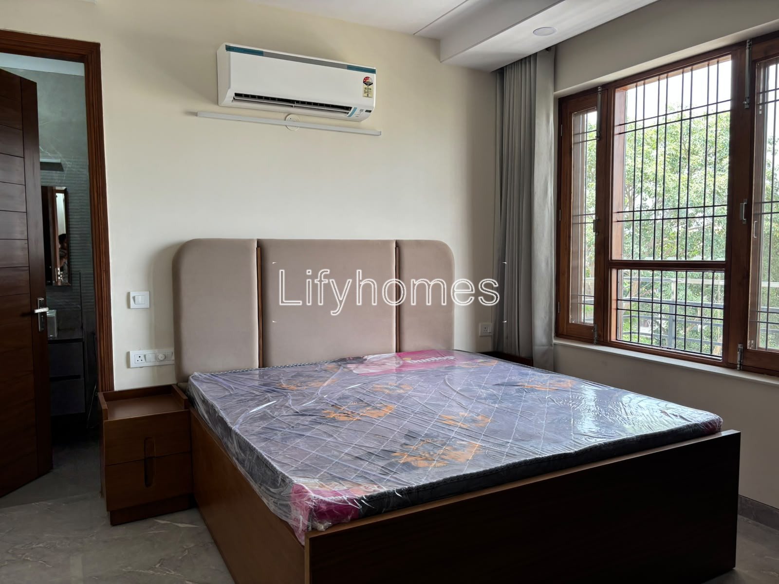 2 BHK Independent/Builder Floor For Rent in Greenwood City, Sector 45, Gurgaon