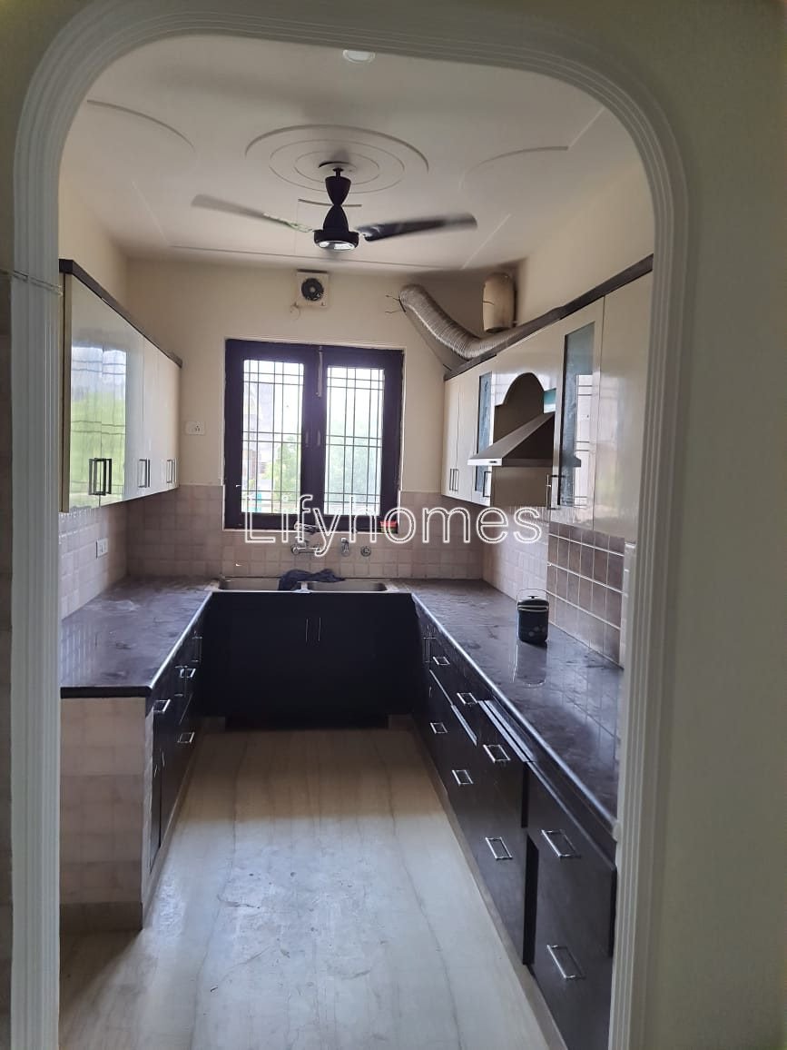 3 BHK Independent/Builder Floor For Rent in Sector 46, Gurgaon — photo 3