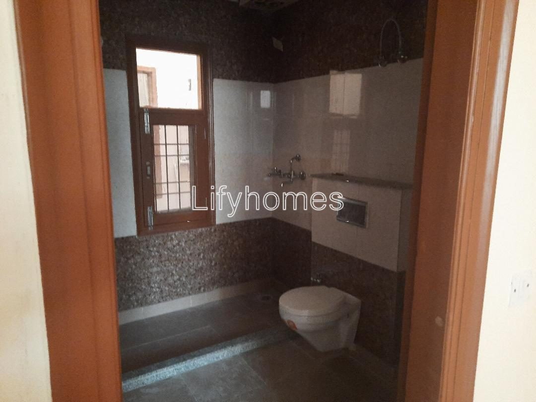2 BHK Independent/Builder Floor For Rent in Sector 45, Gurgaon — photo 3