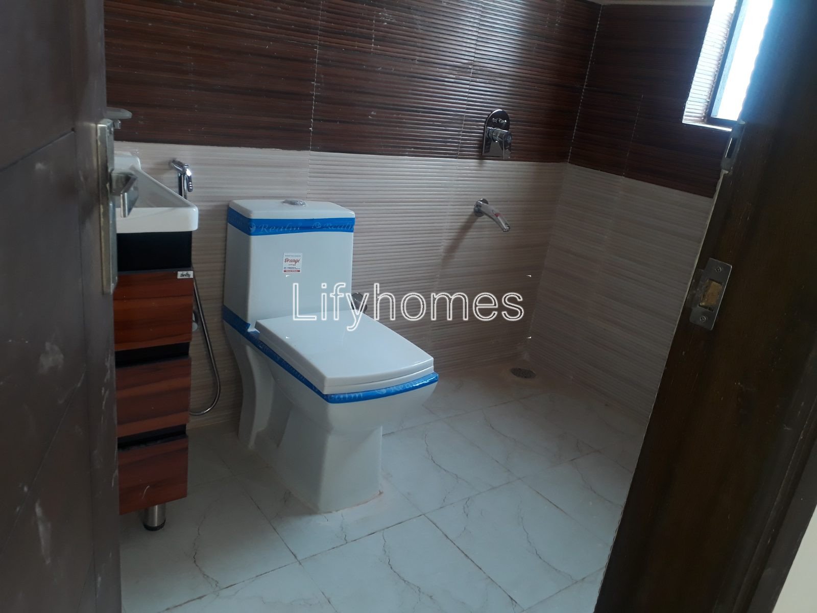 2 BHK Independent/Builder Floor For Rent in Sector 45, Gurgaon — photo 5