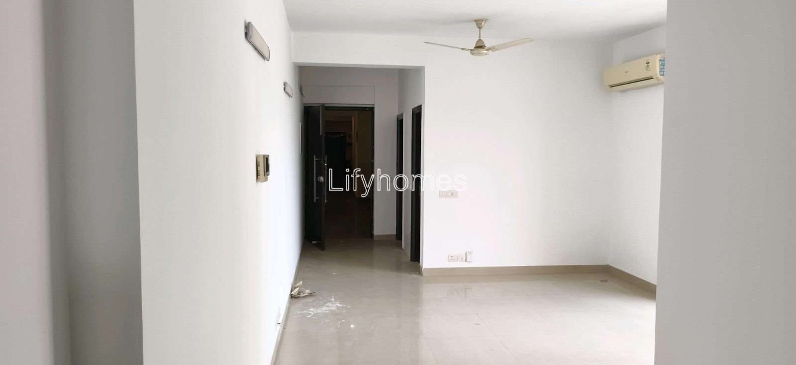 2 BHK Flat/Apartment For Rent in TDI Ourania, Sector 53, Golf Course Road, Gurgaon — photo 4