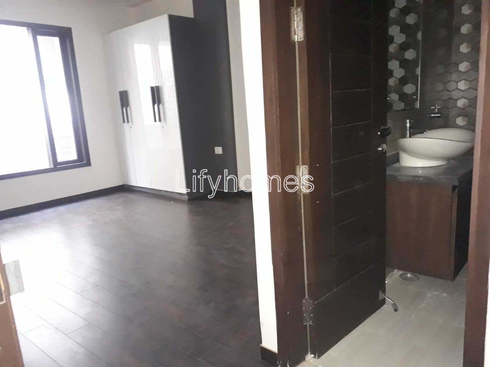 3 BHK Independent/Builder Floor For Sale in Sushant Lok Phase 1, Block C, Gurgaon — photo 4