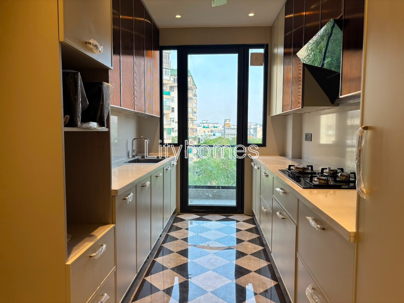 4 BHK Independent/Builder Floor For Sale in Sector 45, Greenwood City, Gurgaon — photo 4