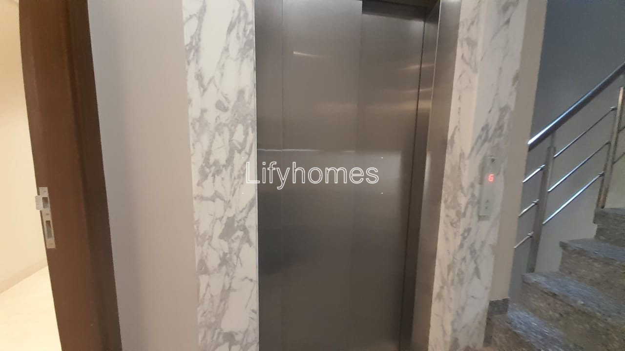 4 BHK Builder Floor For Sale in Sushant Lok Phase 1, Gurgaon — photo 2