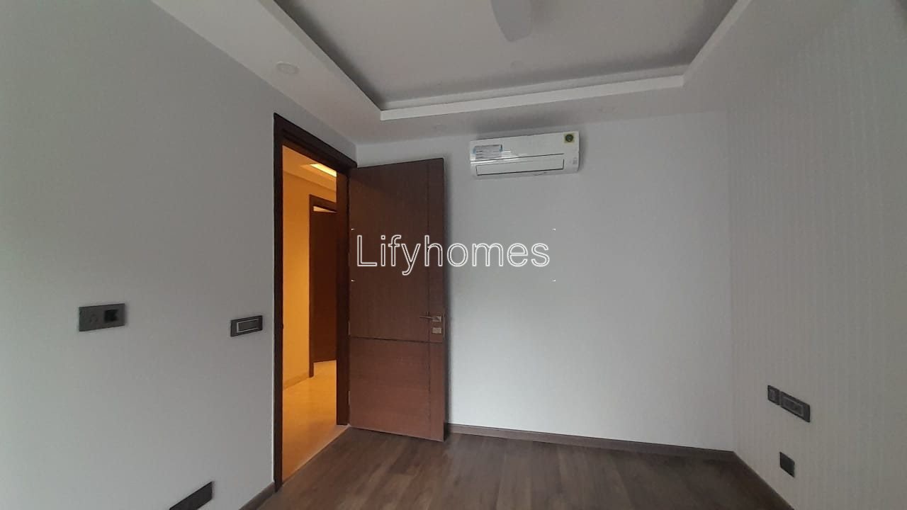 4 BHK Builder Floor For Sale in Sushant Lok Phase 1, Gurgaon — photo 3