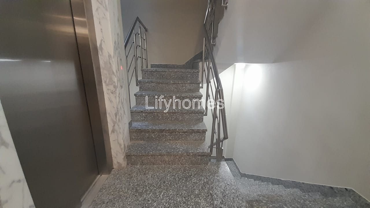 4 BHK Builder Floor For Sale in Sushant Lok Phase 1, Gurgaon — photo 4