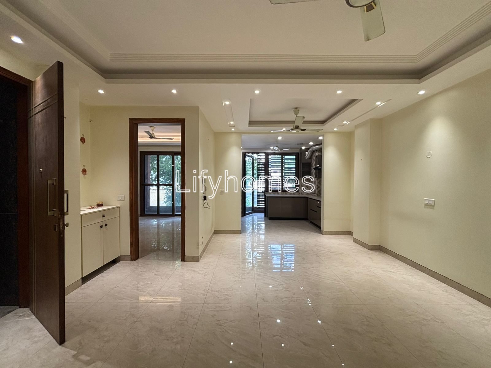 3 BHK Builder Floor For Rent in Sushant Lok Phase 1, Block C, Gurgaon — photo 2
