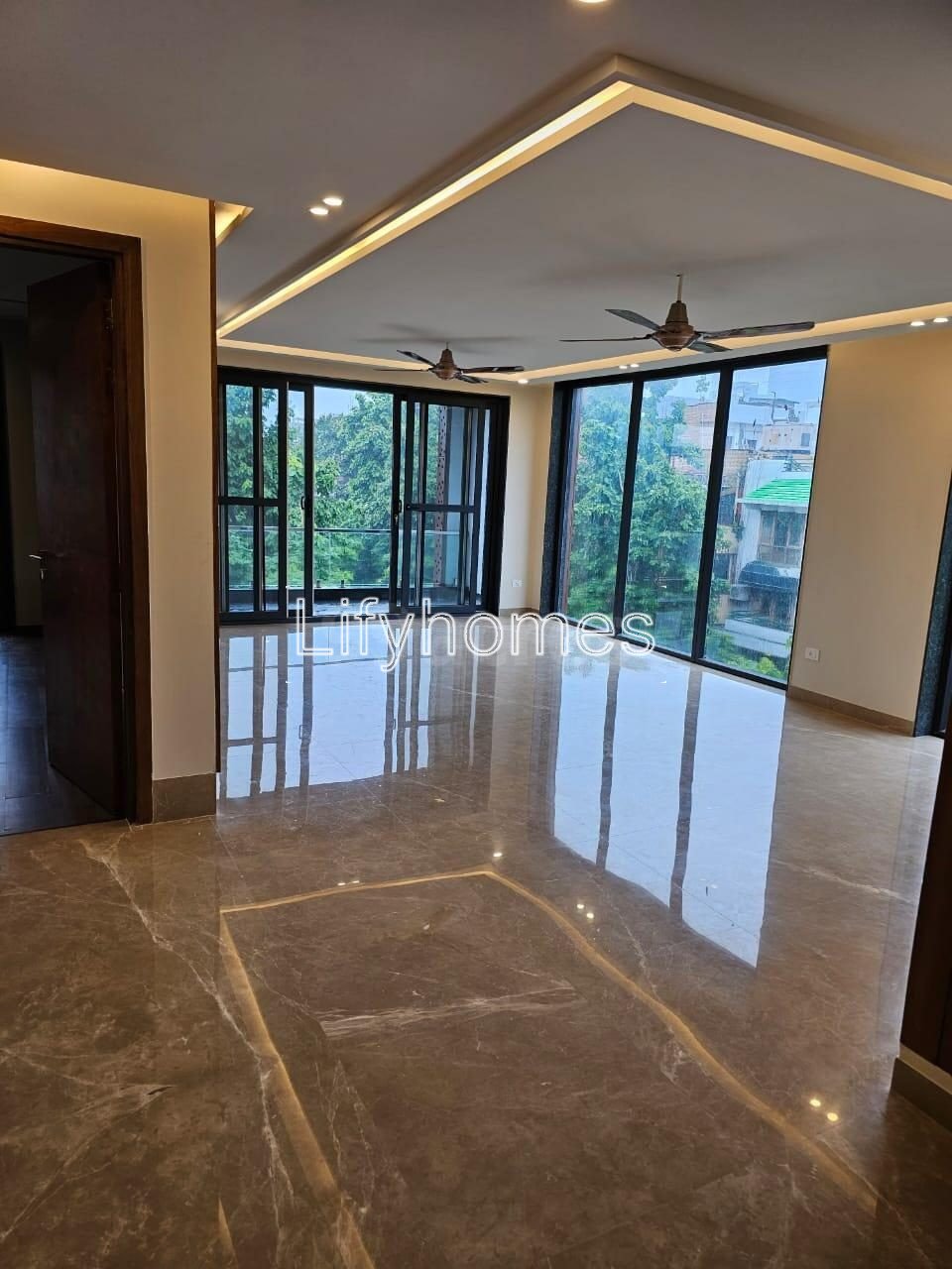 4 BHK Flat/Apartment For Rent in DLF City Phase 2, DLF Phase 2, Gurgaon — photo 2