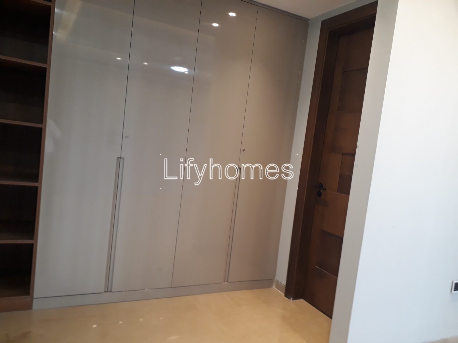 4 BHK Builder Floor For Rent in DLF Phase 1, Gurgaon — photo 3