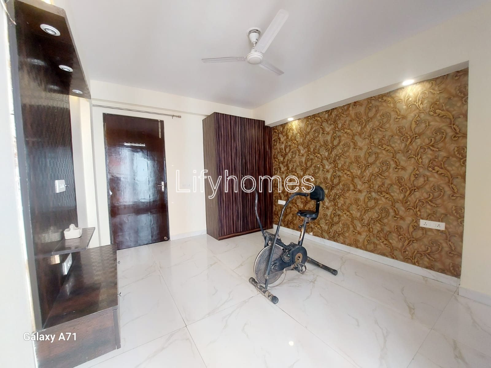 3 BHK Builder Floor For Rent in Greenwood City, Sector 45, Gurgaon — photo 4