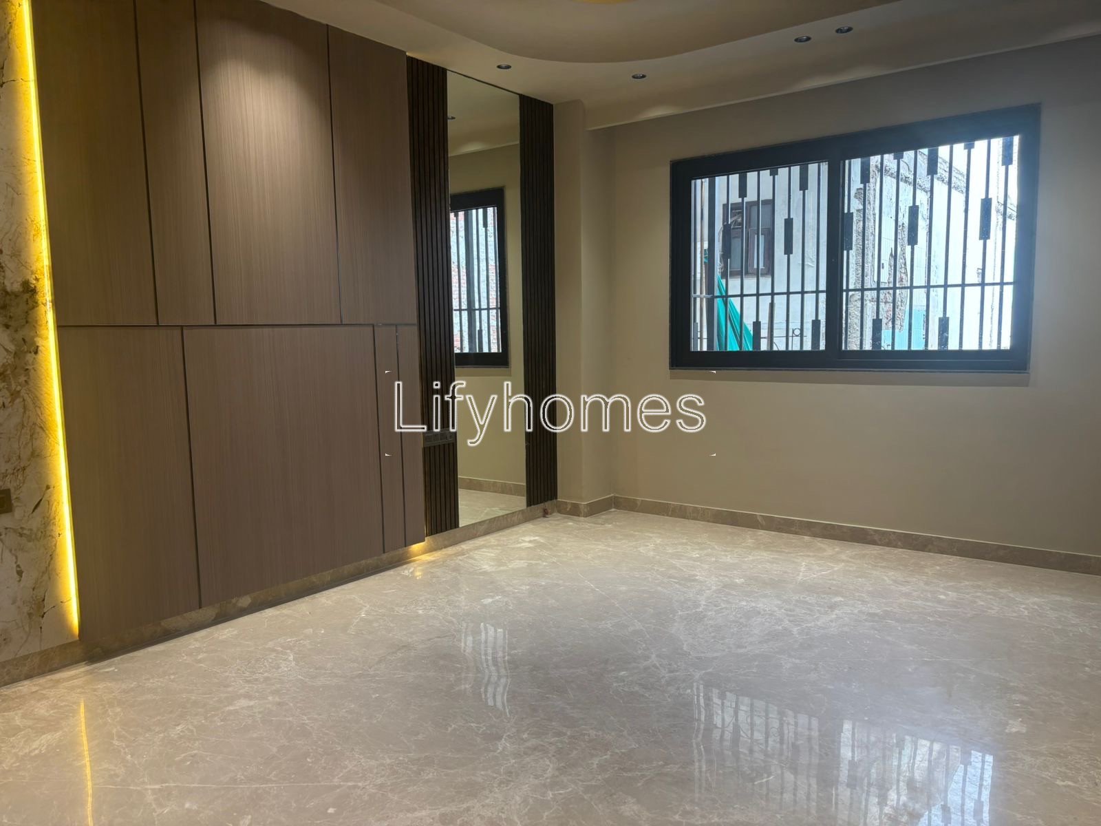 12 BHK House/Villa For Sale in Sushant Lok Phase 1, Block C, Gurgaon