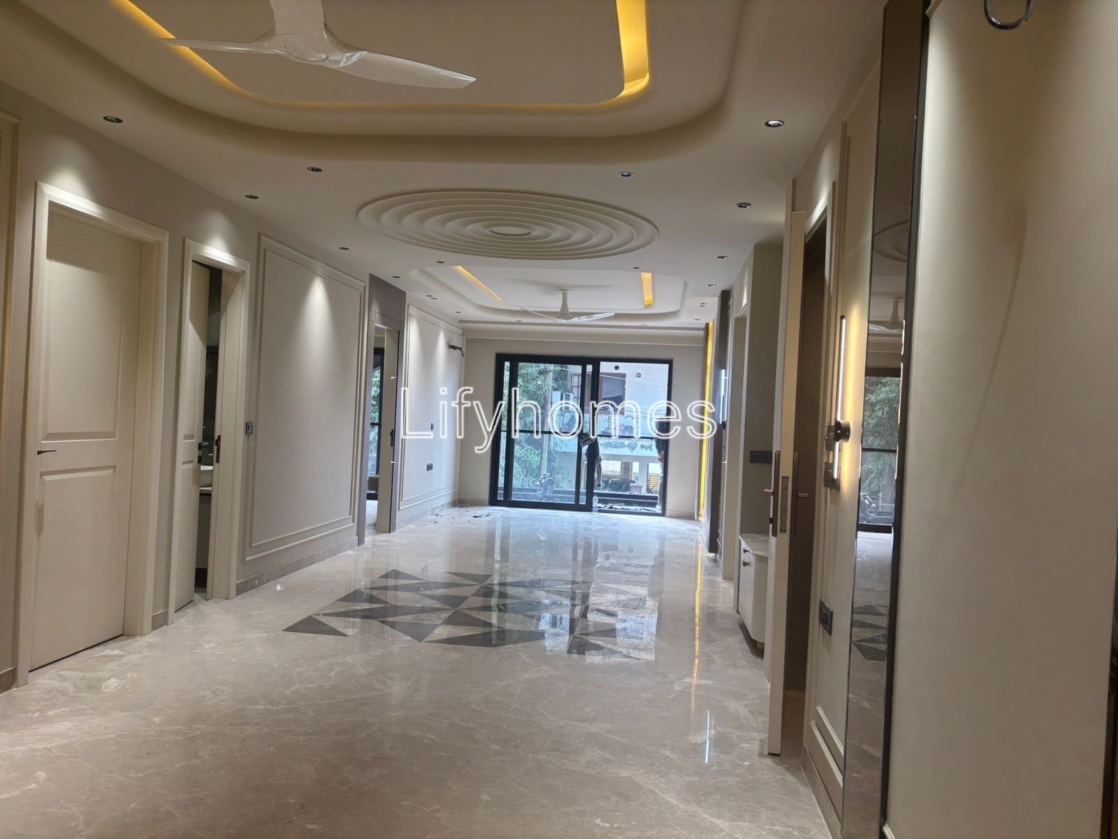 12 BHK House/Villa For Sale in Sushant Lok Phase 1, Block C, Gurgaon — photo 2