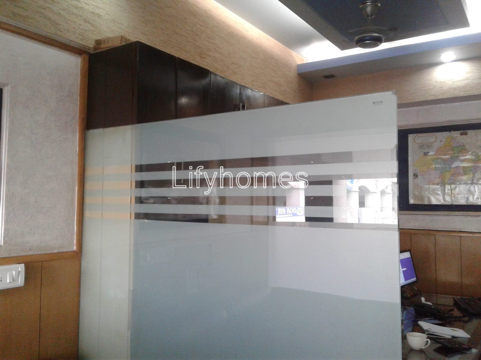 Commercial Shop For Sale in Sushant Shopping Arcade, Sushant Lok Phase 1, Block B, Gurgaon — photo 4