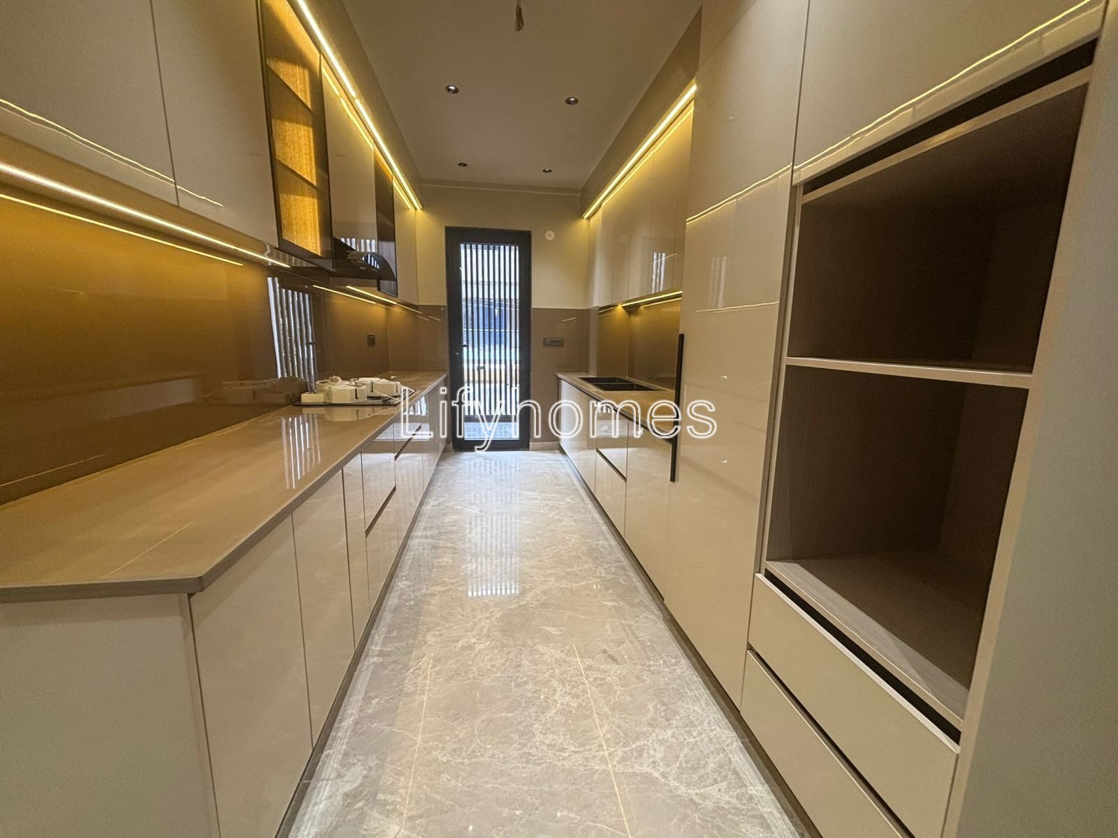 4 BHK Builder Floor For Sale in Sector 45, Gurgaon