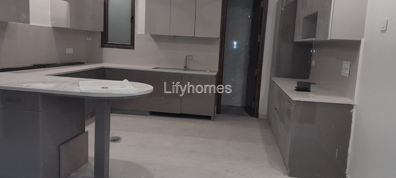3 BHK Builder Floor For Rent in Sector 43, Golf Course Road, Gurgaon — photo 2