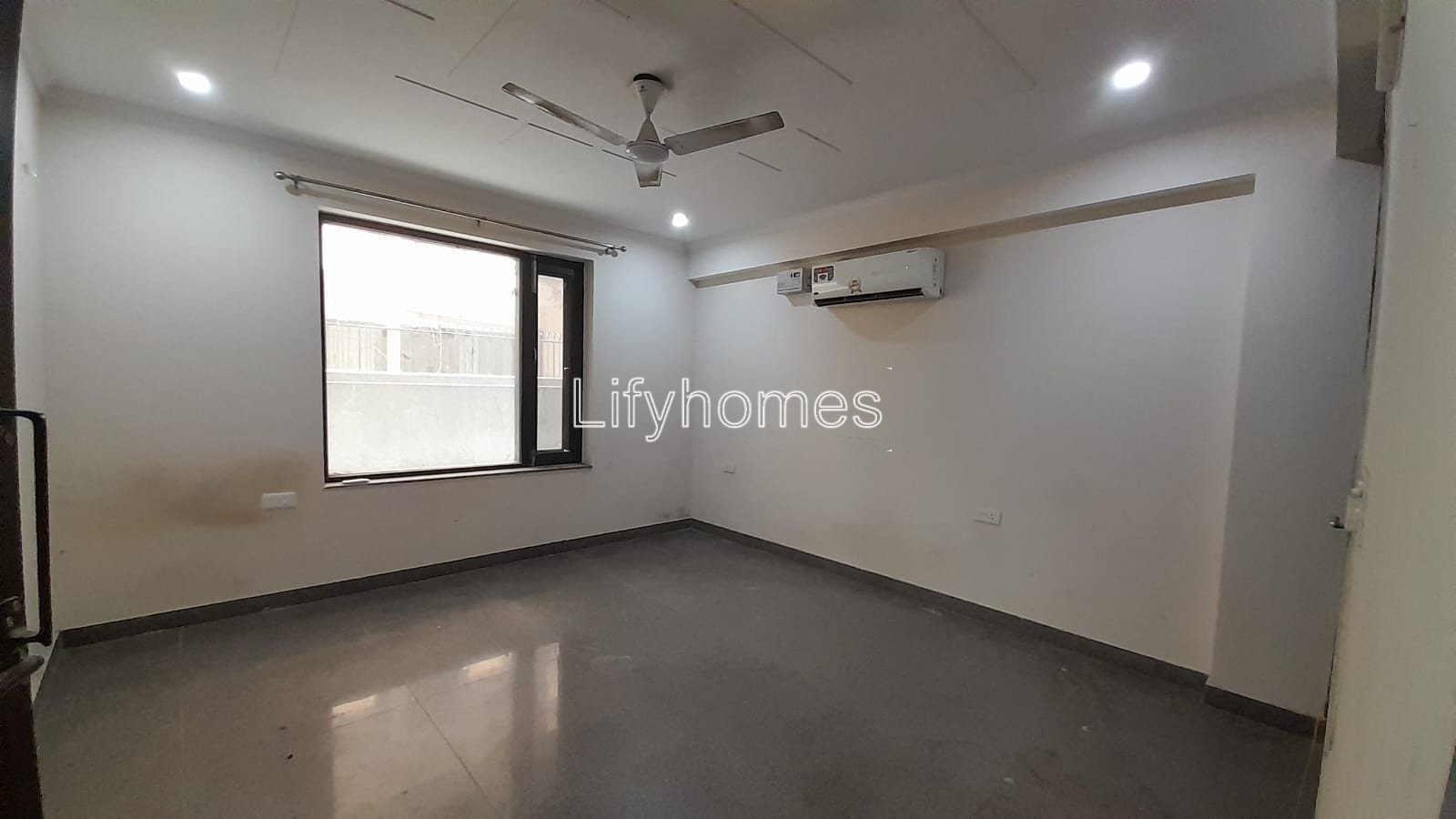 1 BHK Builder Floor For Rent in Sector 27, Gurgaon