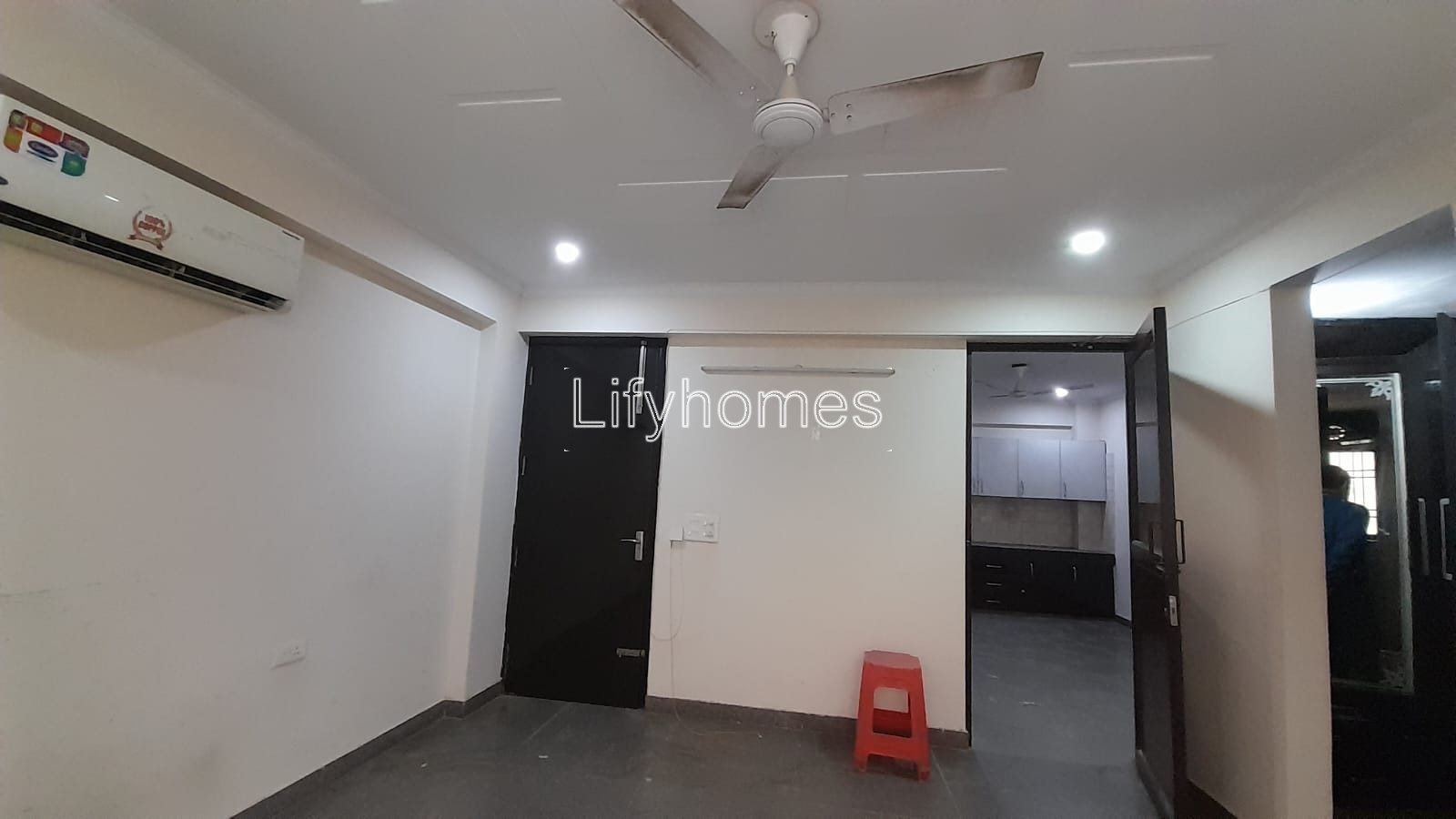 1 BHK Builder Floor For Rent in Sector 27, Gurgaon — photo 5