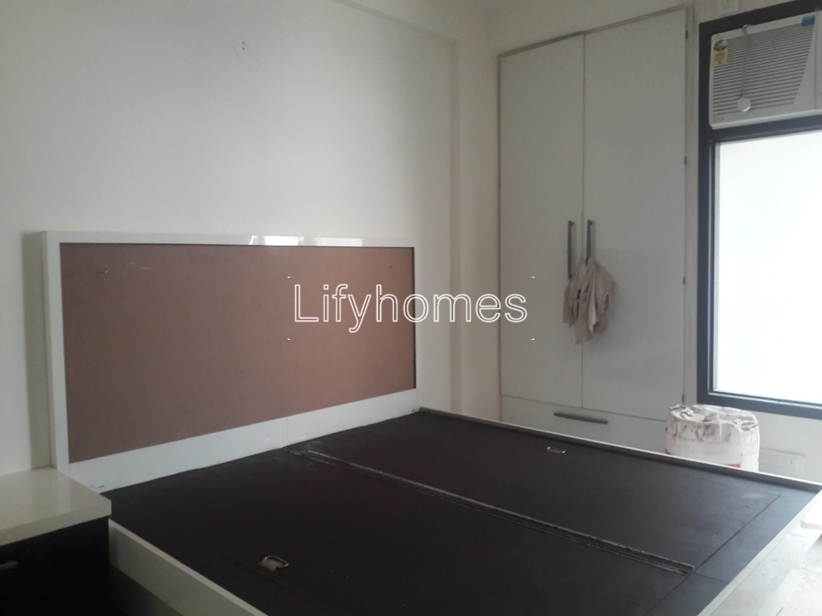 1 BHK Builder Floor For Rent in Sector 27, Gurgaon — photo 2