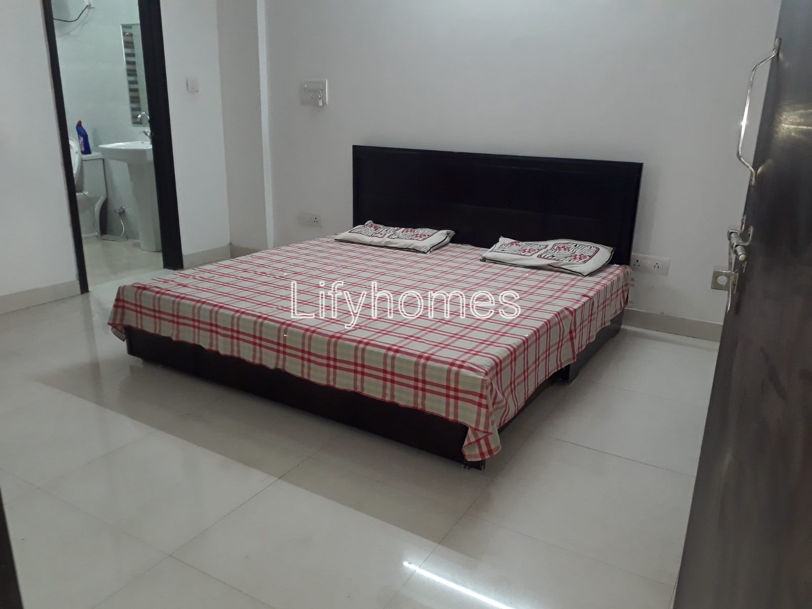 1 BHK RK/Studio Apartment For Rent in Sector 43, Gurgaon