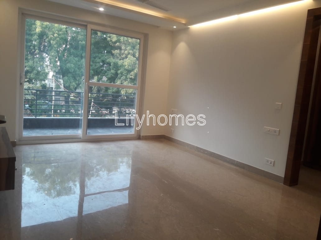 3 BHK Builder Floor For Sale in DLF Phase 2, Gurgaon — photo 2