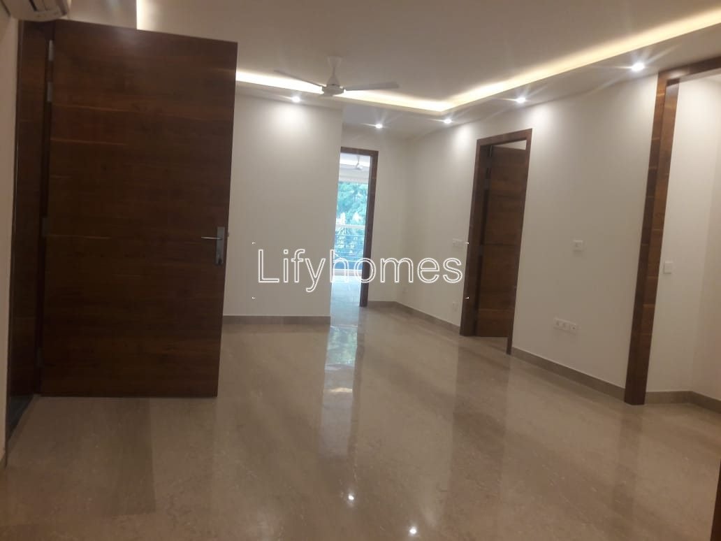 3 BHK Builder Floor For Sale in DLF Phase 2, Gurgaon — photo 3