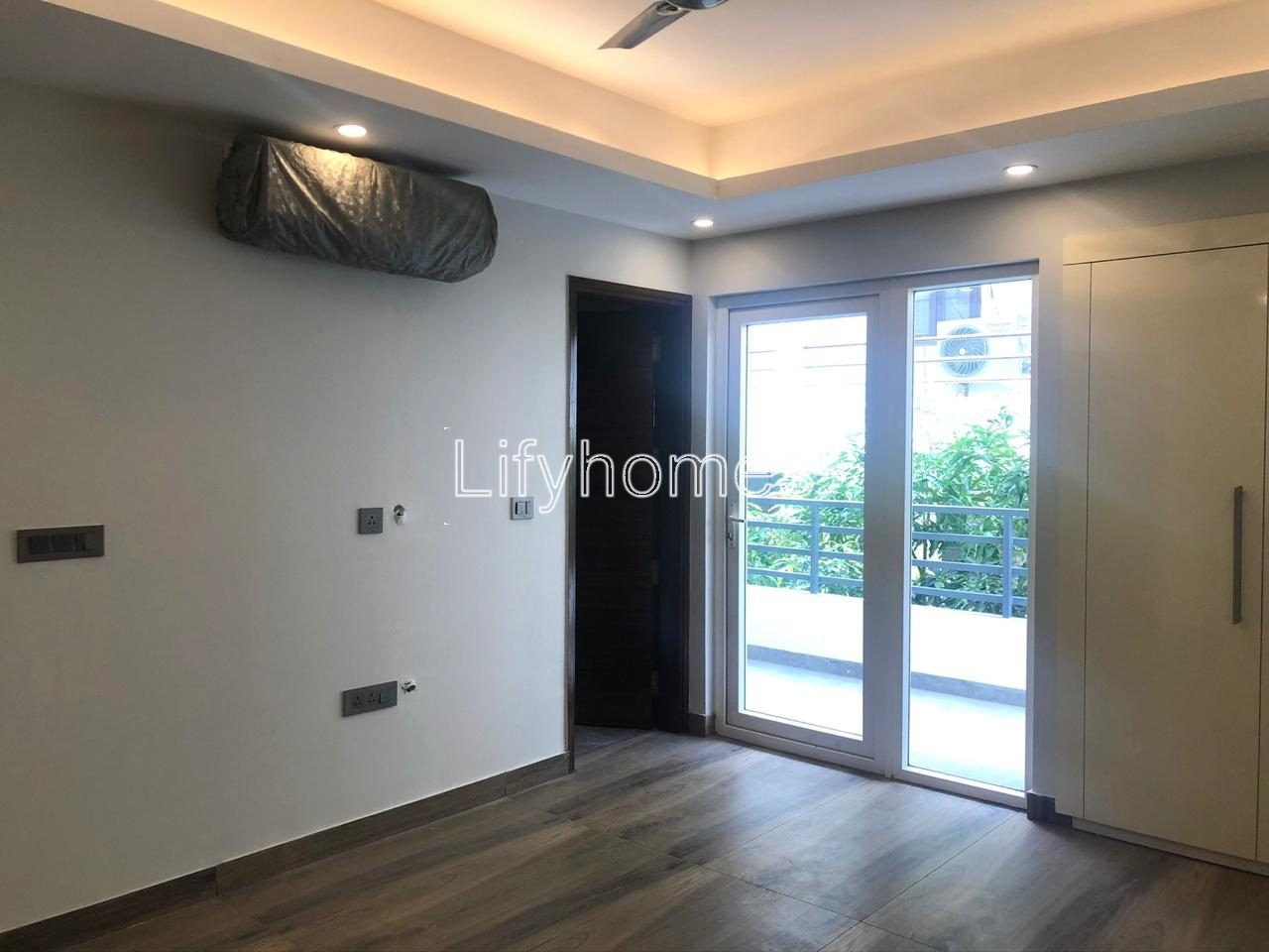 12 BHK House/Villa For Sale in DLF Phase 2, Gurgaon