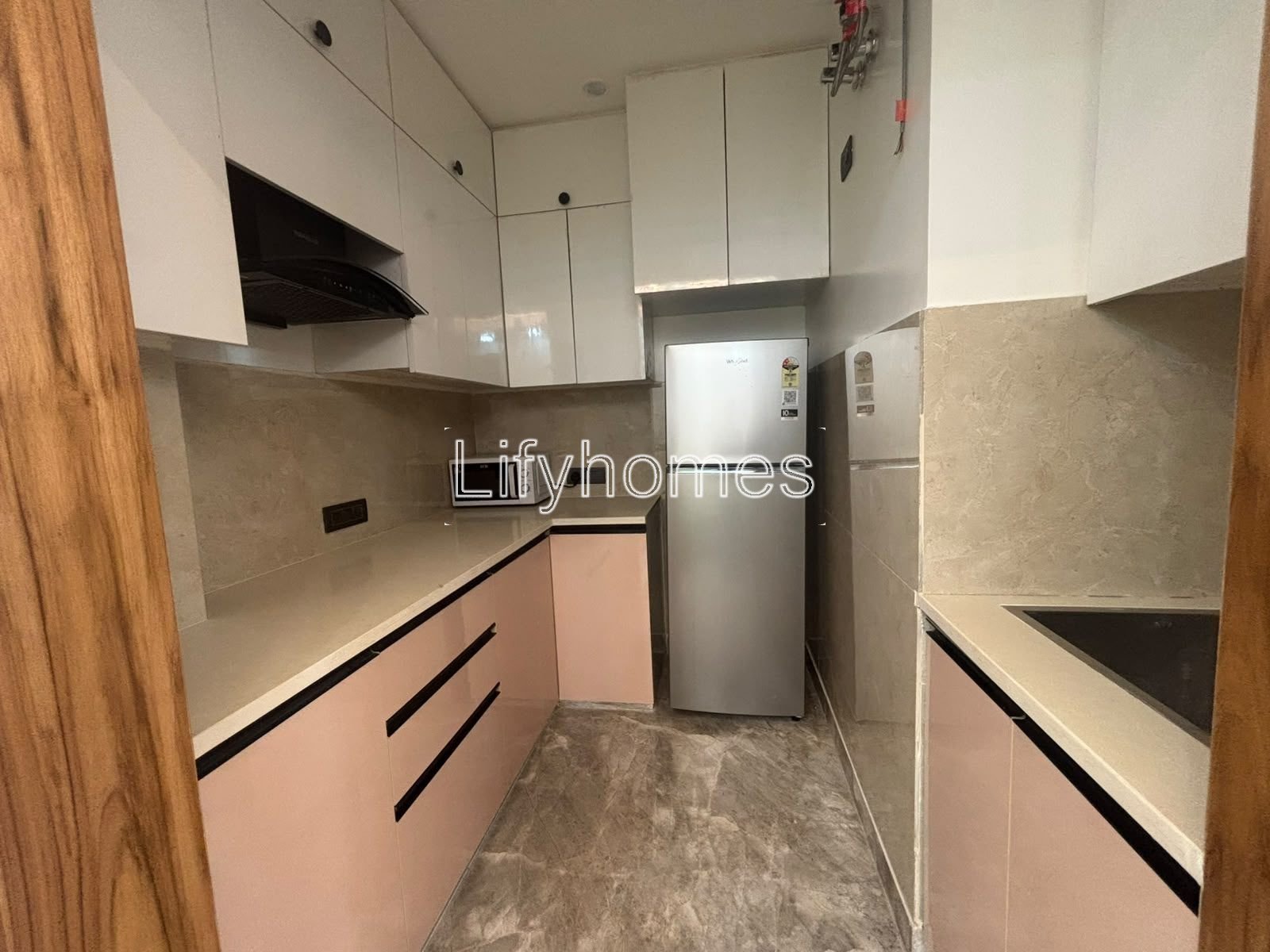 2 BHK Flat/Apartment For Rent in Huda, Sector 27, Gurgaon — photo 3