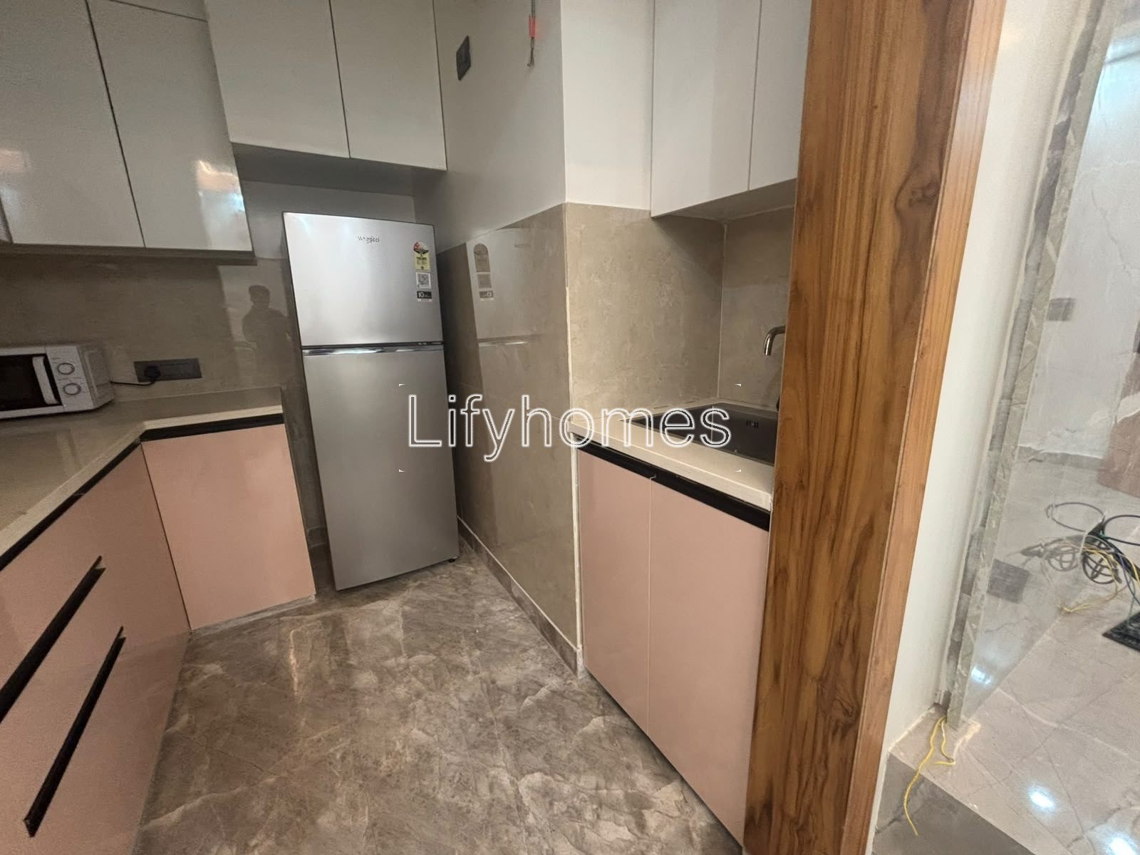 2 BHK Flat/Apartment For Rent in Huda, Sector 27, Gurgaon — photo 4