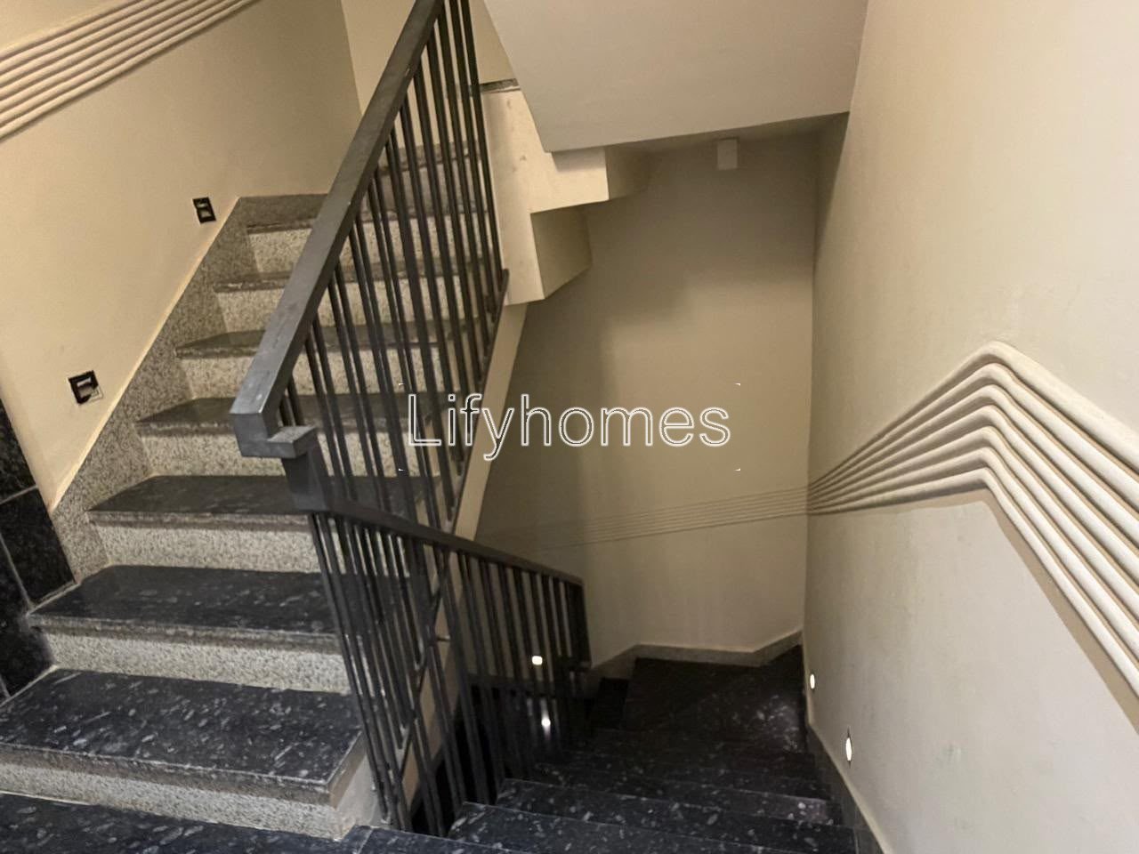 2 BHK Flat/Apartment For Rent in Huda Colony, Sector 46, Gurgaon — photo 4