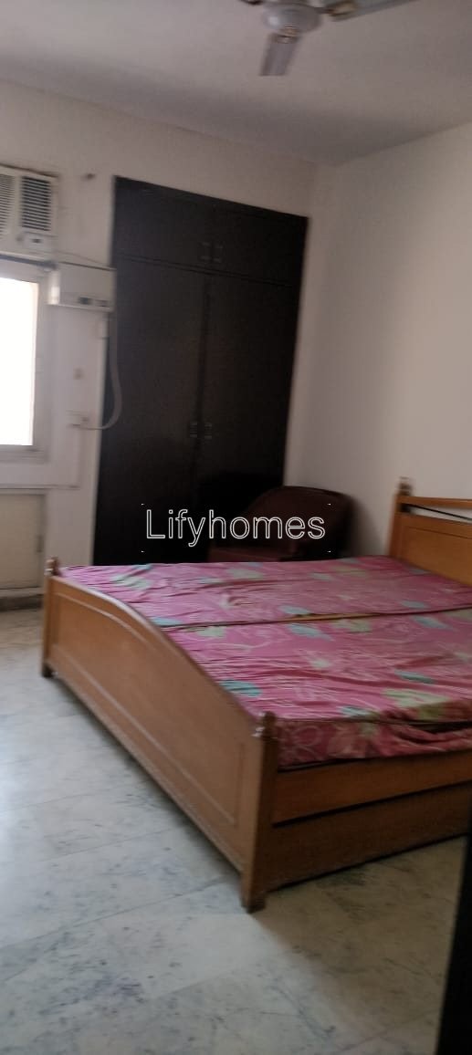 2 BHK Flat/Apartment For Rent in Dlf Silver Oaks, DLF Phase 1, Dlf Qutub Plaza, Gurgaon — photo 5