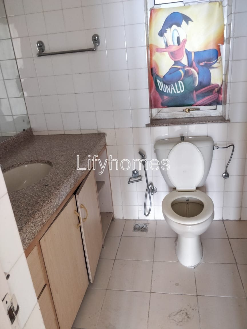 2 BHK Flat/Apartment For Rent in Dlf Regency Park 1, Sector 43, Dlf city phase 4, Gurgaon — photo 4