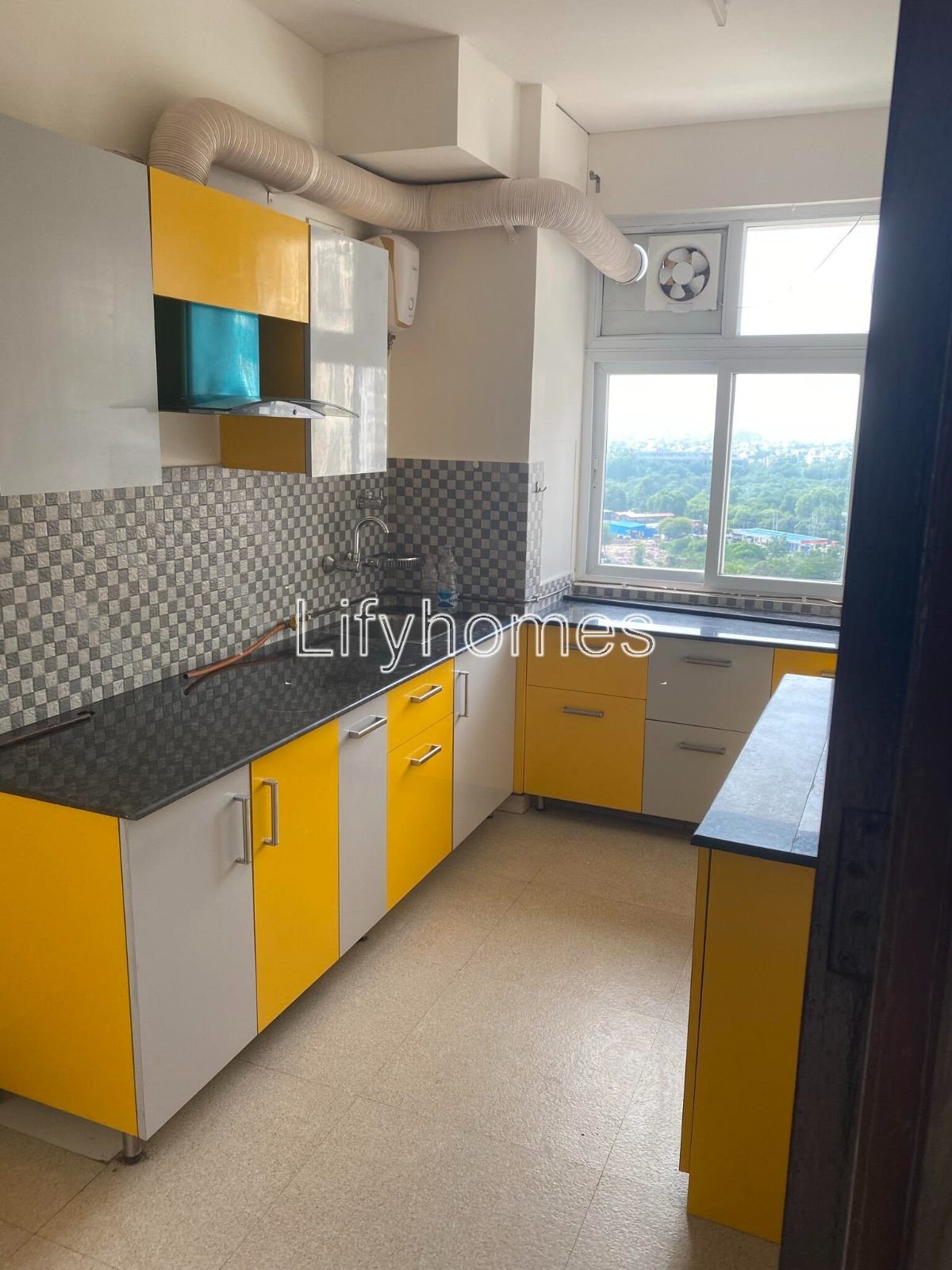 3 BHK Flat/Apartment For Rent in DLF Wellington Estate, Sector 53, Golf Course Road, Gurgaon — photo 2