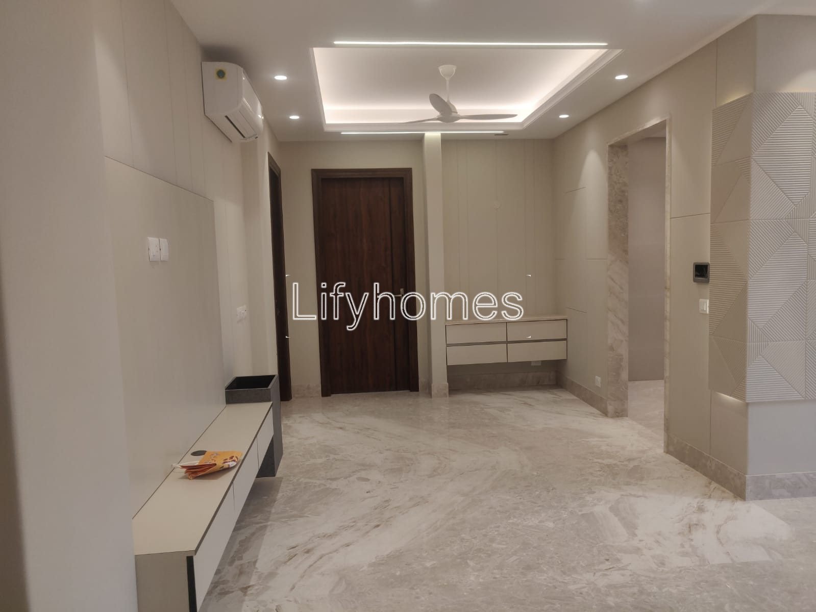 4 BHK Builder Floor For Rent in South City 1, Gurgaon — photo 3